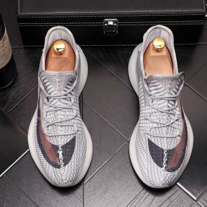 Breathable platform sneakers
