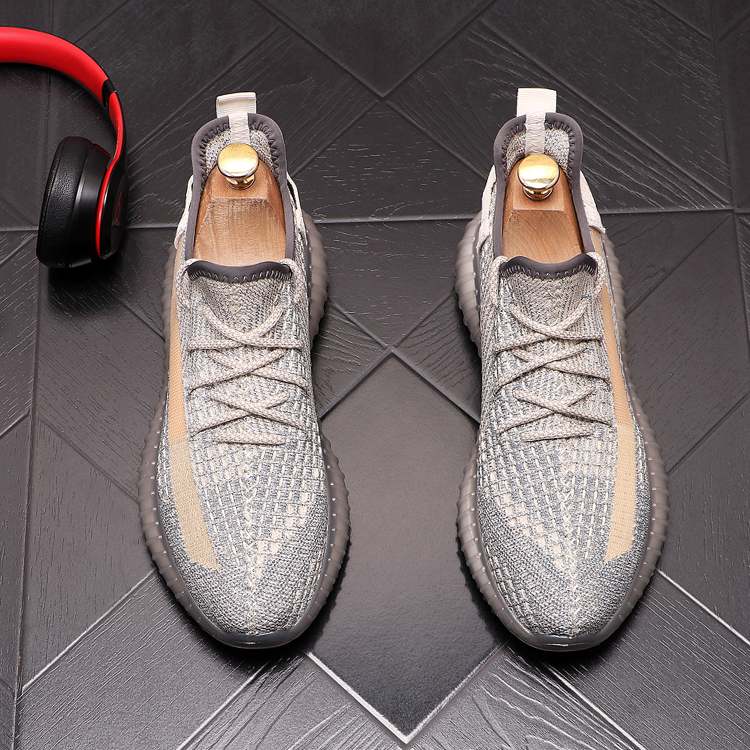 Breathable platform sneakers