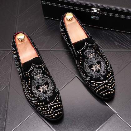 Platform studded low-top sneakers