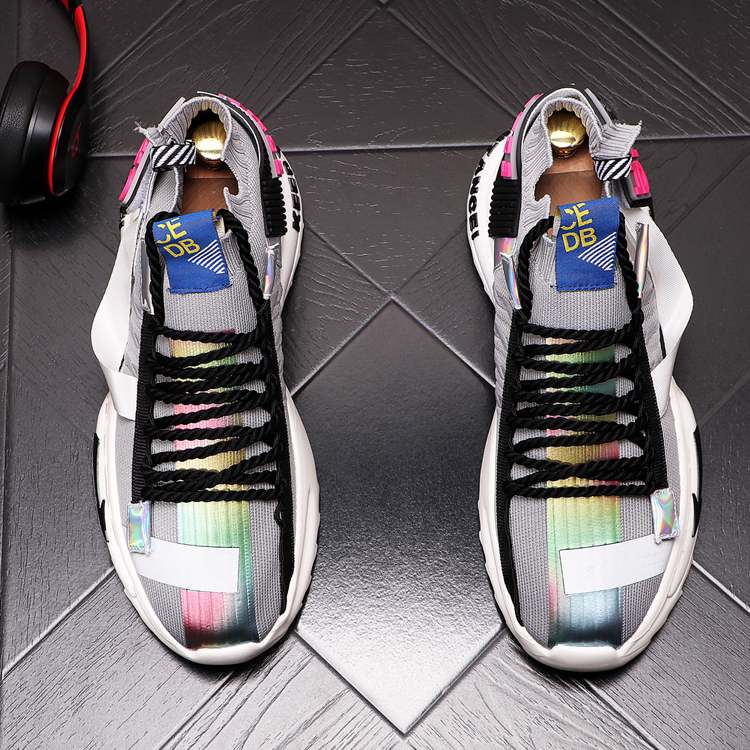 Breathable platform sneakers