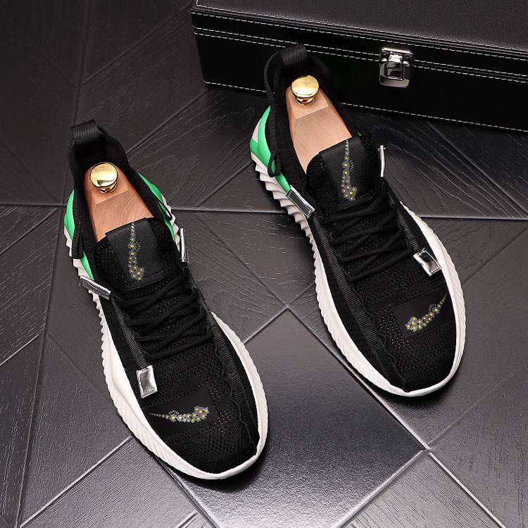 Breathable platform sneakers