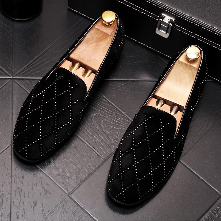 Platform studded low-top sneakers