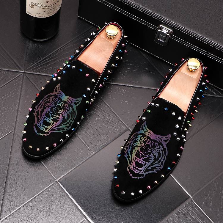 Platform studded low-top sneakers