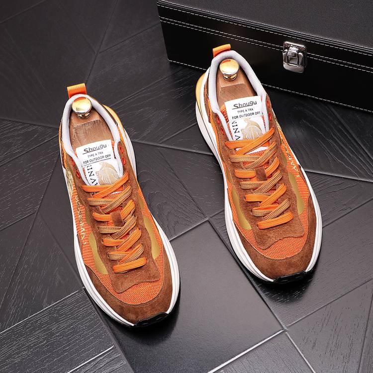 Stitched sneakers round toe running shoes