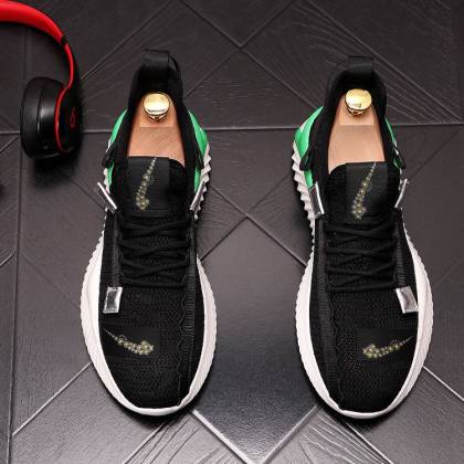 Breathable platform sneakers
