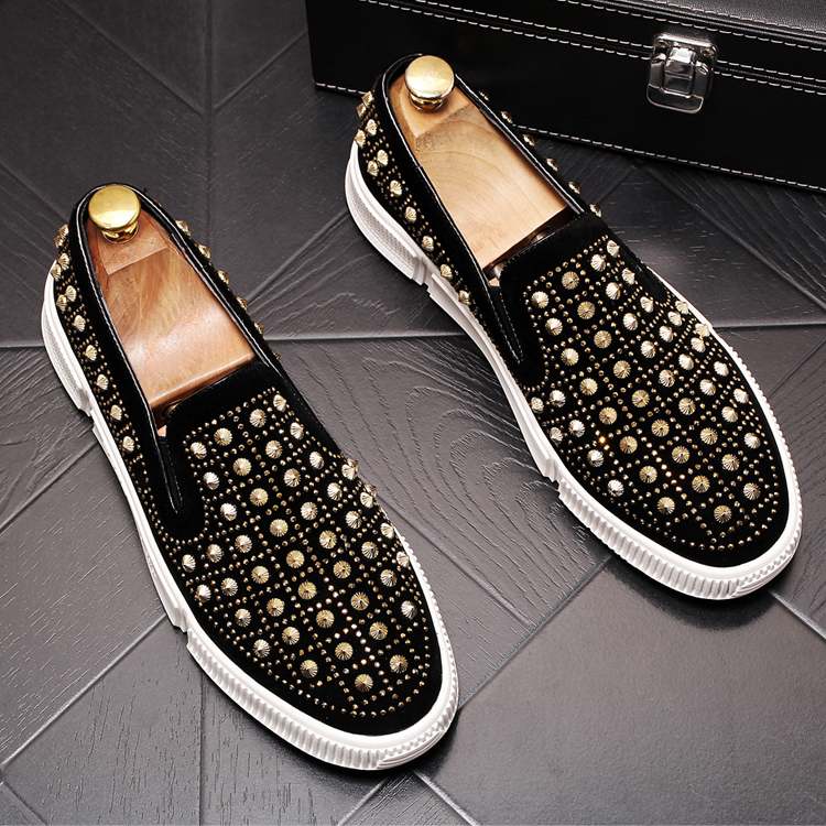 Platform studded low-top sneakers