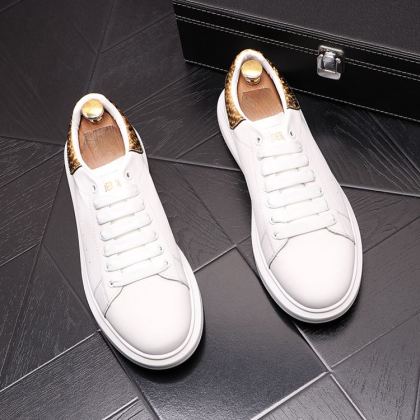 Small white shoes platform shoes