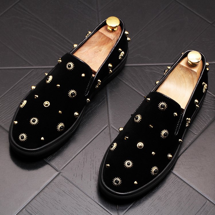 Platform studded low-top sneakers