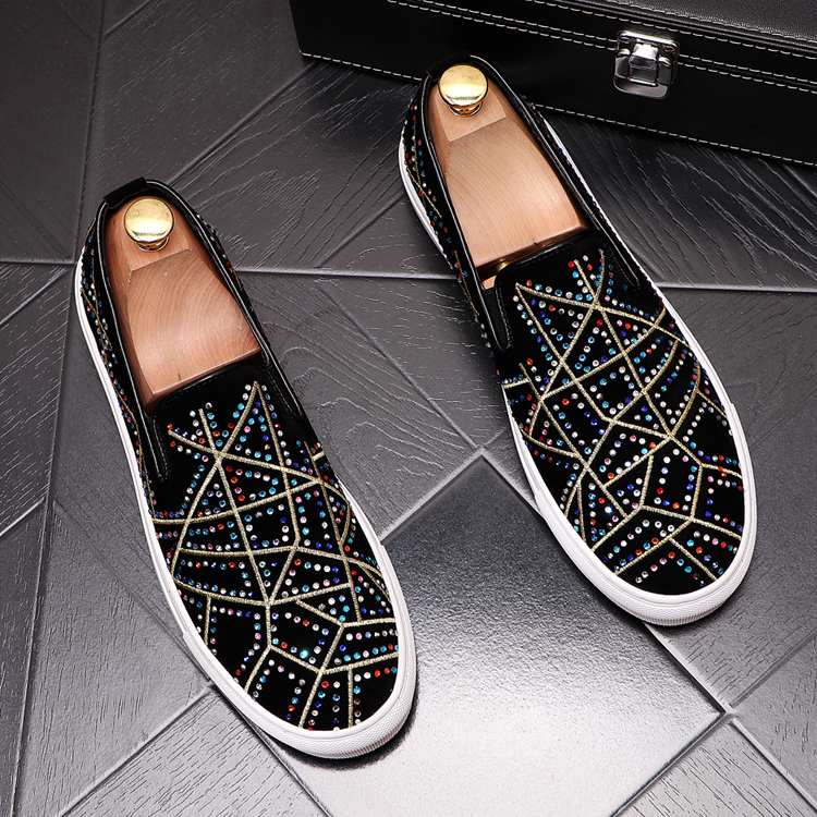 Platform studded low-top sneakers