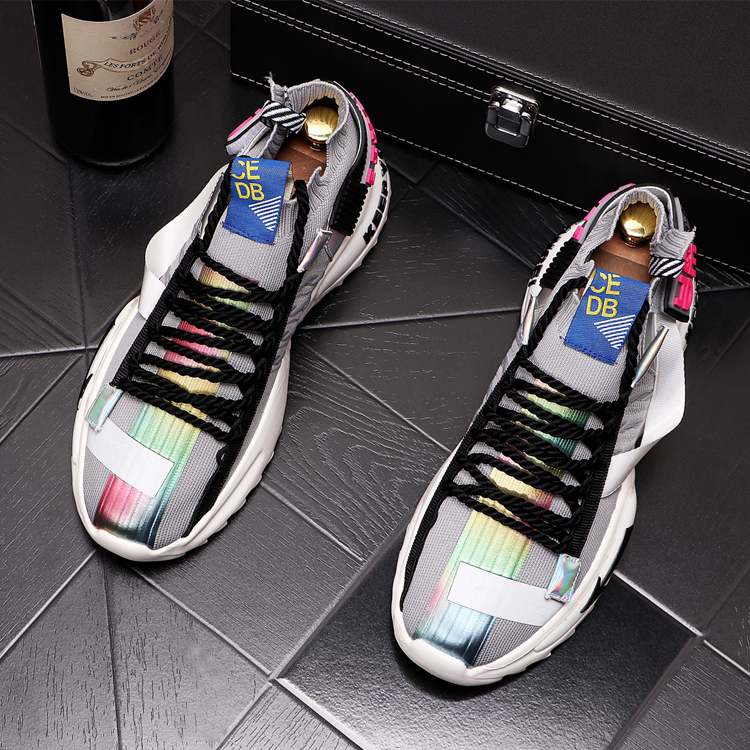 Breathable platform sneakers