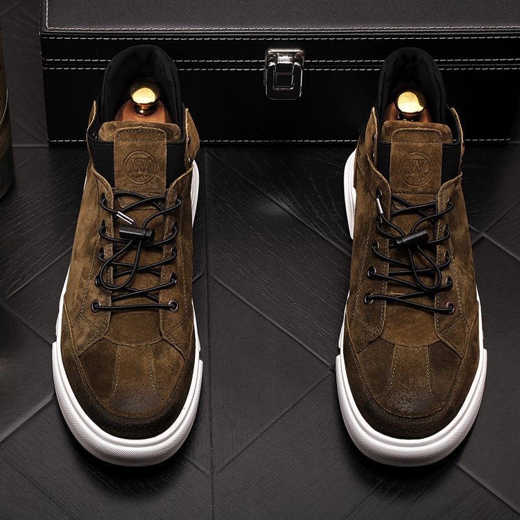 British retro fashion high top board shoes