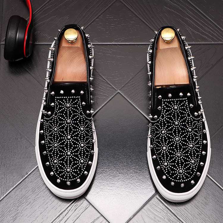 Platform studded low-top sneakers
