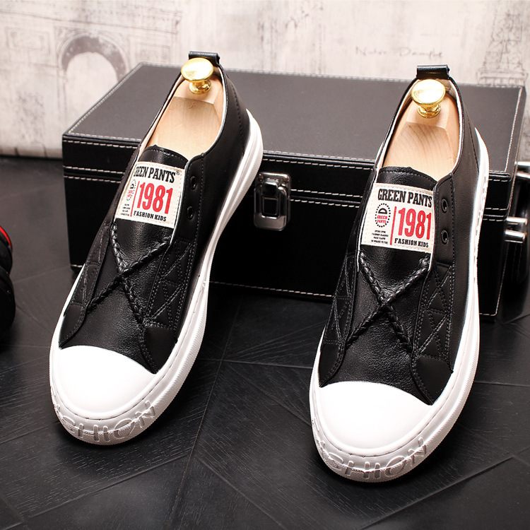 Fashion platform old shoes