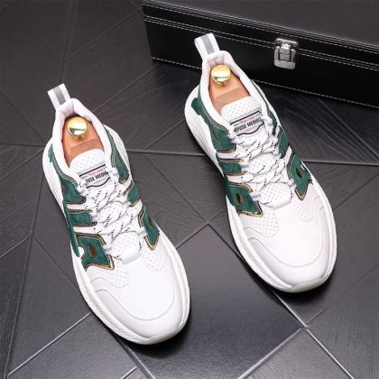Breathable platform sneakers
