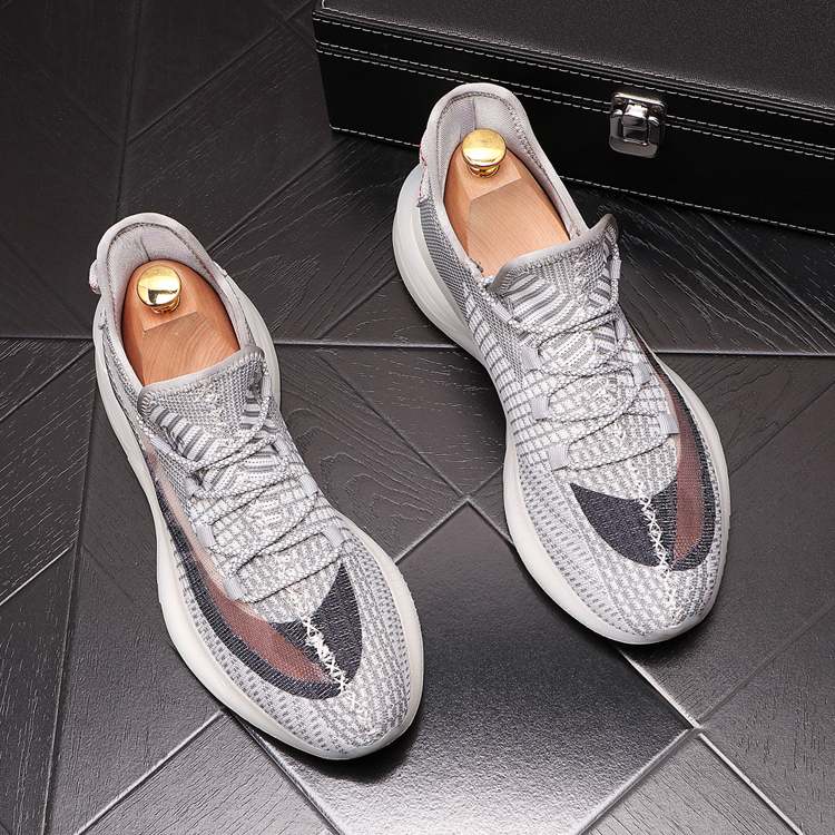 Breathable platform sneakers