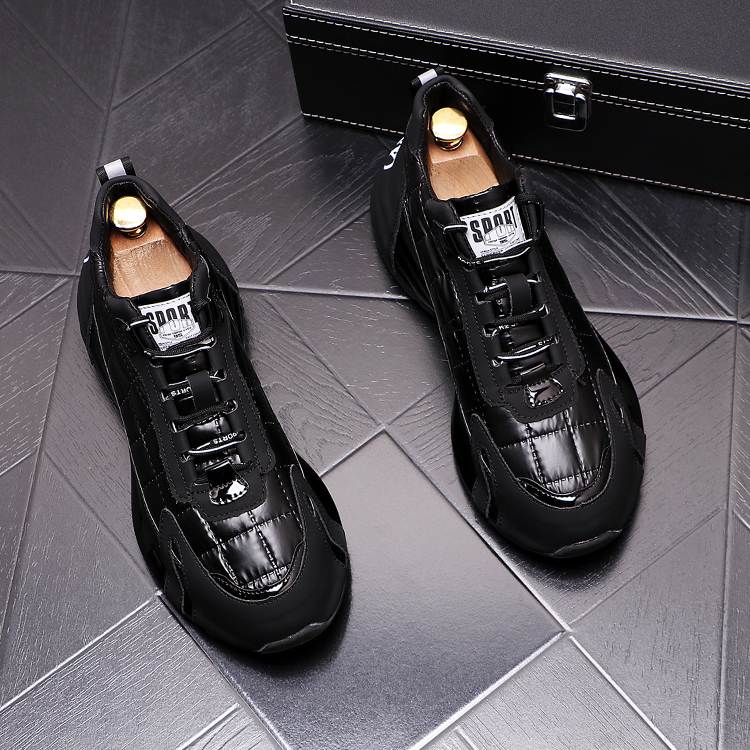 High top boots with high bottom