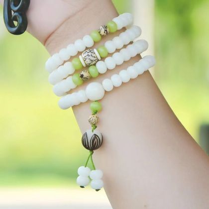 Pure natural noble white jade Bodhi bracelet 108 Jade bracelet Buddha Beads Rosary beads Star Moon Bodhi beautiful bracelet